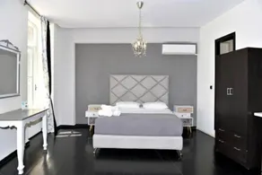 Antisthenes Apartments - Image 5