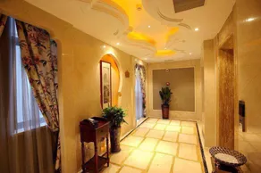 Fu Du Hotel - Image 4