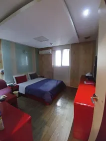 Boutique Hotel W - Image 4
