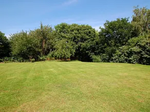 Traditional Holiday Home Near the Coast and Norfolk - Image 5