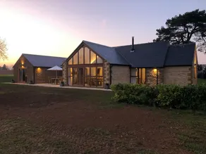 Hook Norton Barn - Image 2