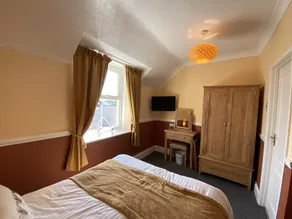 Sunny Bank Guest House - Image 2