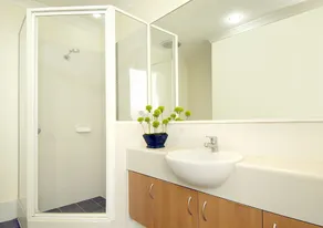 Assured Ascot Quays Apartment - Image 5