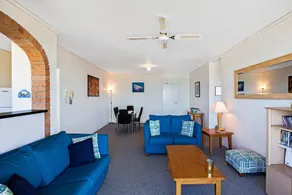 Triview, Unit 10/1 Mitchell Street - Image 2
