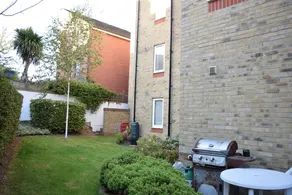 3 Bedroom Apartment in West London - Image 5