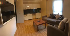 Best Suites & Studios - Image 5
