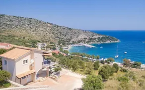 Beachfront Villa Komis - Panoramic Infinity Blue - Image 5