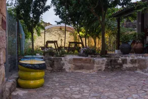 Portantiqua Guest House - Image 5