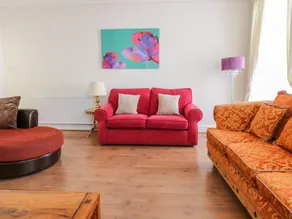 East Beach Apartment - Image 4