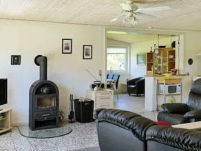 Fabulous Holiday Home in Struer near Sea - Image 3