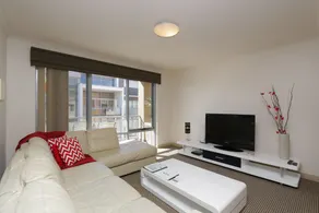 Verandah Apartments - Image 2