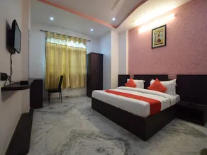 Hotel Kiran Palace by OYO Rooms - Image 5