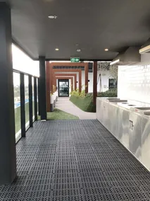 Next to Victoria Market CBD - Image 3