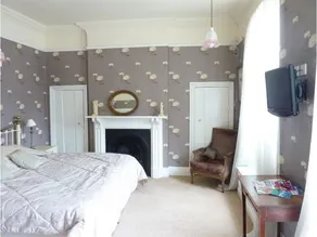 Manor Farm Bed & Breakfast - Image 5