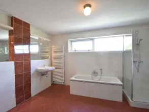 Lovely holiday home in Zeewolde with a swimming pool - Image 3