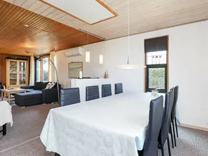 Rustic Holiday Home in Funen With Terrace - Image 4