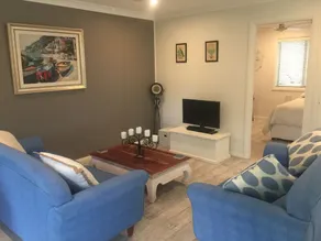 Sunshine Coast Tropical Getaway - Image 2