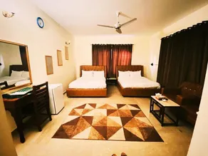 Blue Moon Residency - Image 2