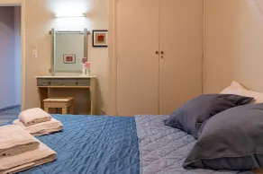 Cozy Summer Retreat - Perfect Location - Image 3