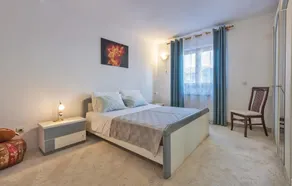 Nice Home in Pula With Wifi and 8 Bedrooms - Image 4