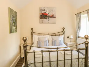 Beckside Cottage - Image 3