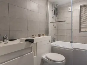 Southernhay Boutique Apartment - Image 4