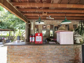 Banyen Villa - Image 2