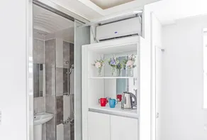 D Seven Suites - Image 2