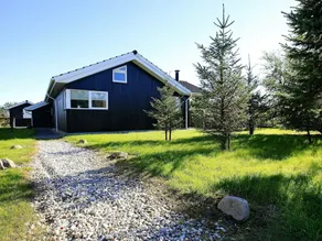 Rustic Holiday Home in Jutland by the Sea - Image 4