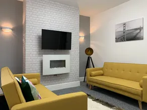 GuywoodHouse - Image 4