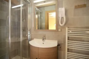 Hotel La Belle Etoile - Image 4