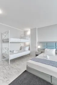 Chic Modern Seaside Oasis -Sunny Piraeus - Image 3