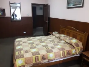 Hotel Majestic - Image 2