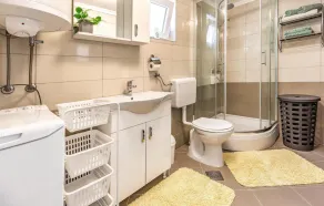 Nice Home in Kavran With Wifi and 2 Bedrooms - Image 3