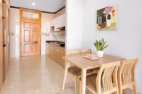 Vinh Thong Apartment - Image 2