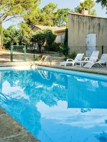House With 4 Bedrooms in Cucuron, With Private Pool, Furnished Garden and Wifi - Image 5