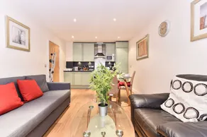 Allen Gardens Apartments - Image 5
