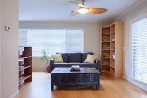 6552 Scottsdale - Image 2