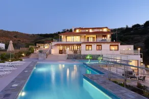 Keramos Villa & Apartments - Image 3