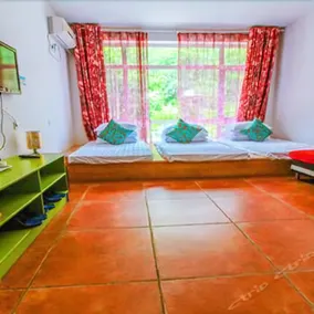 Shidu Renjia Moshang Huakai Holiday Courtyard - Image 4