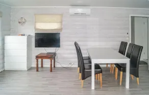 Awesome Home in Brekke With 2 Bedrooms and Wifi - Image 5