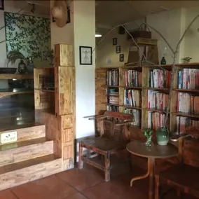 Yalong Bay Yuan Fang Zai Tian Bian Boutique Inn - Image 2