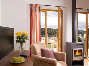 Nice Apartment With a View of the Lake in Beautiful Valjoly - Image 3