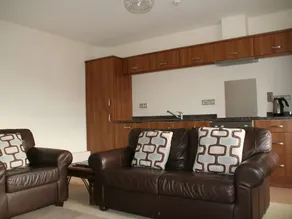 Manor House - Image 4