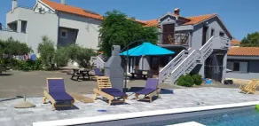 Apartments Vojni - with pool - Image 4
