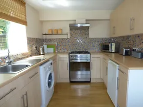 Chalet - Image 5
