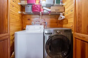Hilltop Hideaway - Endearing Mountain Cabin With Hot tub Foosball pet Friendly - Image 5