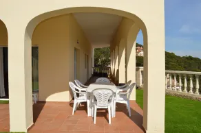 Santa Flora Holiday House - Image 2