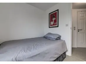 Clean Bright 2BR Manchester Flat for 4 - Image 5