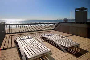 Gated Beachfront 3br/3.5ba W/ Private Sauna & Deck 3 Bedroom Home - Image 4